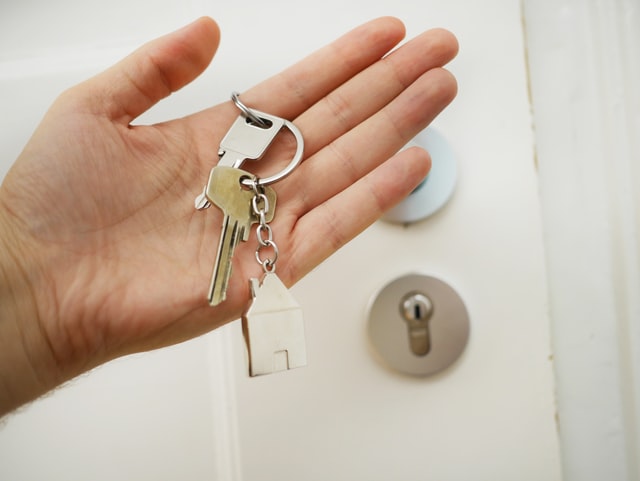 renter taking up residence